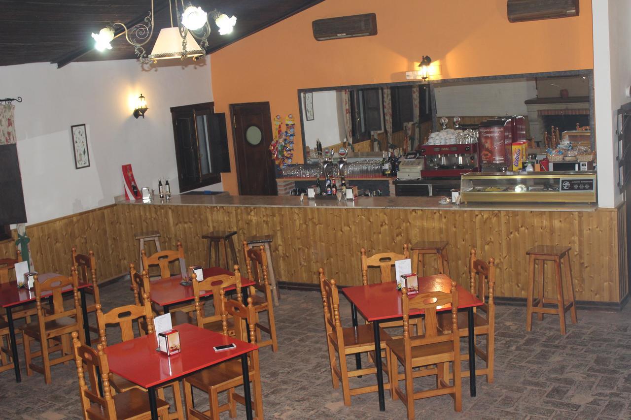 Hotel Rural Puerta De Monfrague Villarreal de San Carlos Ngoại thất bức ảnh